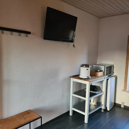 Apartmán Lovely Room, Easy Access To E45 Highway *