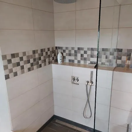 شقة Lovely Room, Easy Access To E45 Highway Rask Molle