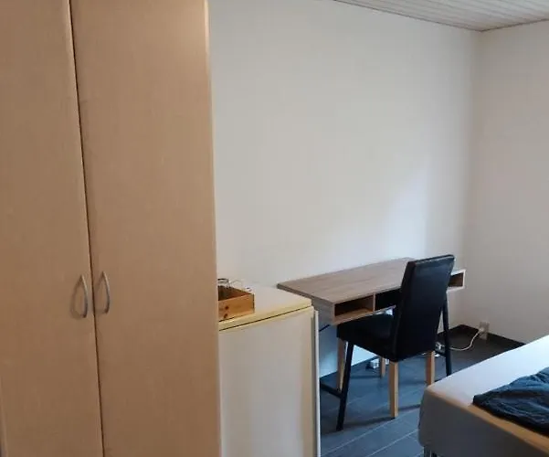 Lovely Room, Easy Access To E45 Highway Apartament *