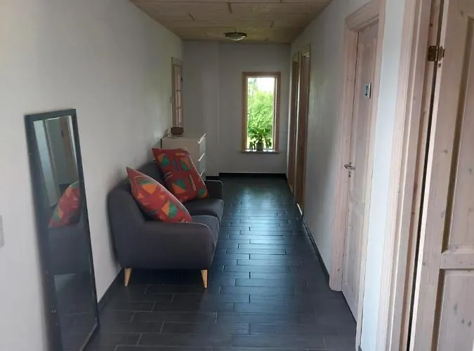 Lovely Room, Easy Access To E45 Highway *