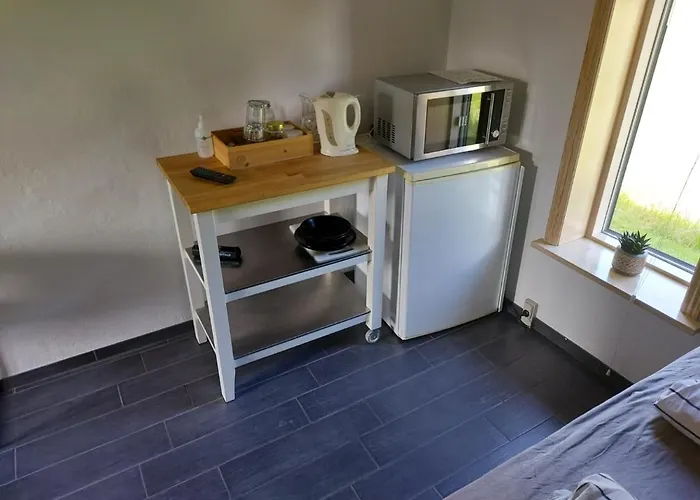 Lovely Room, Easy Access To E45 Highway * Rask Molle